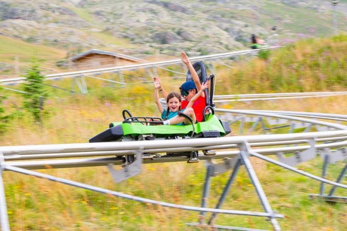 Luge sur rail famille